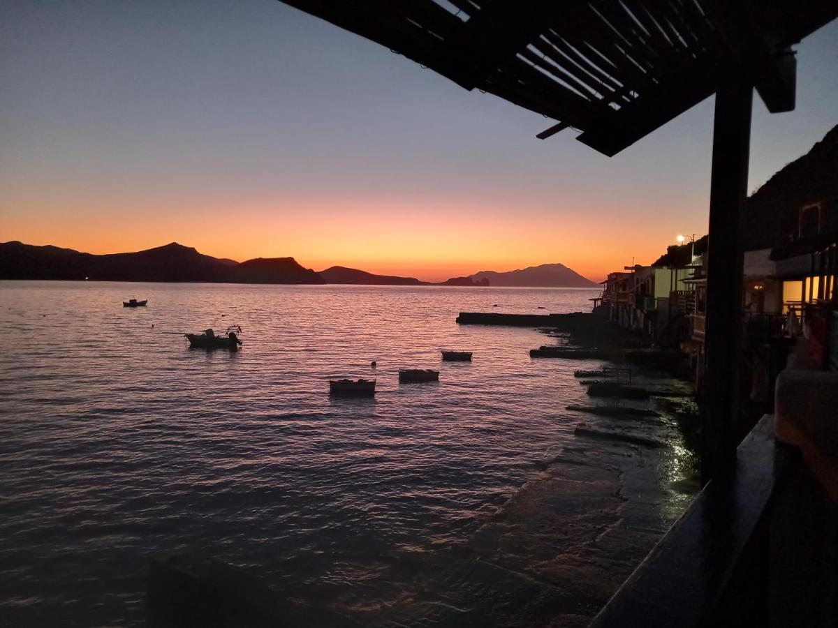 Sunset Klima Boathouse Villa Buitenkant foto
